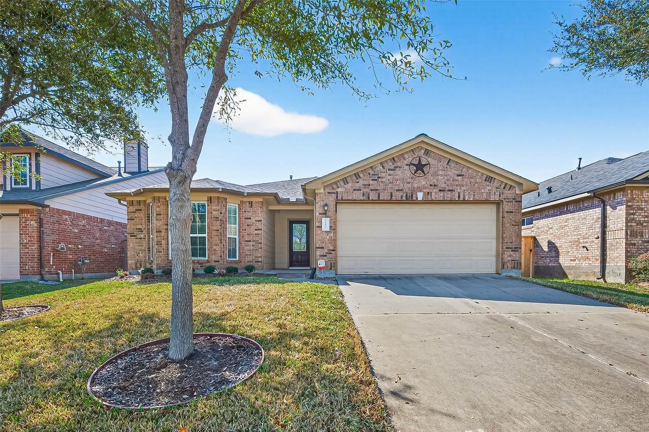21535 Maggie Mist Drive - Photo 1