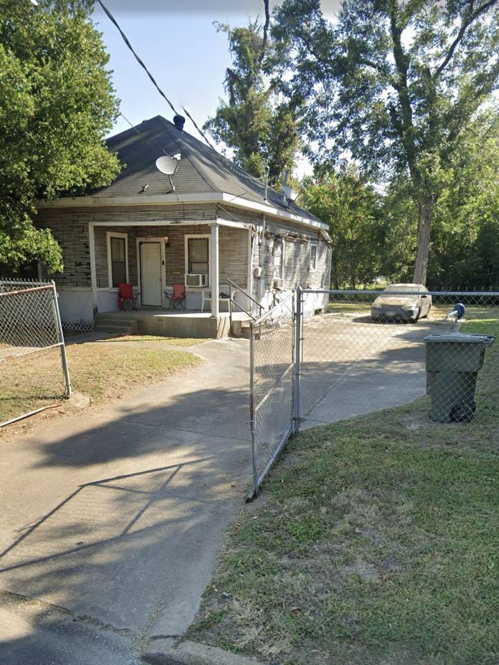 1945 Brooklyn Street - Photo 1