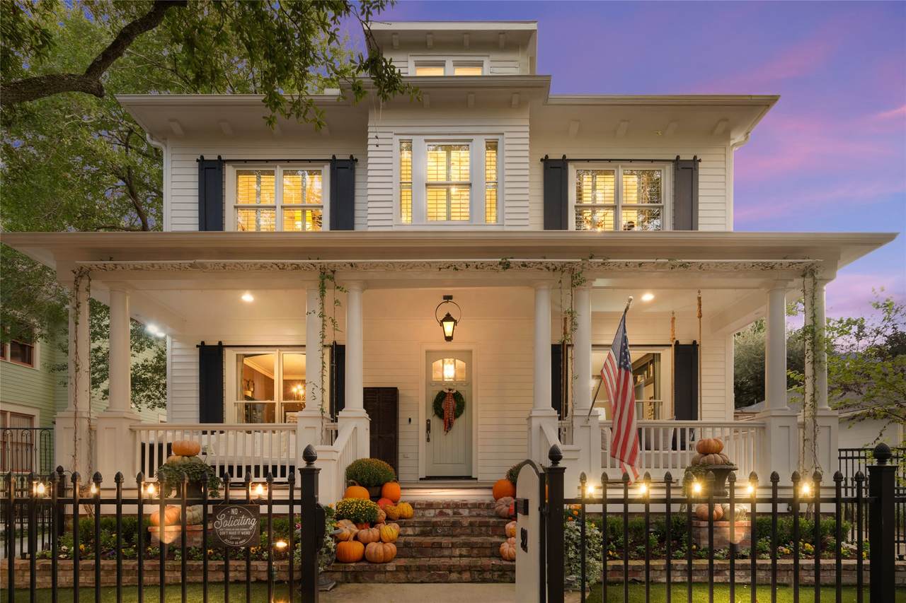 922 Bayland Avenue - Photo 1