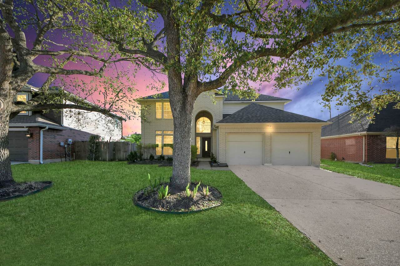 323 Esplanade Lane - Photo 1
