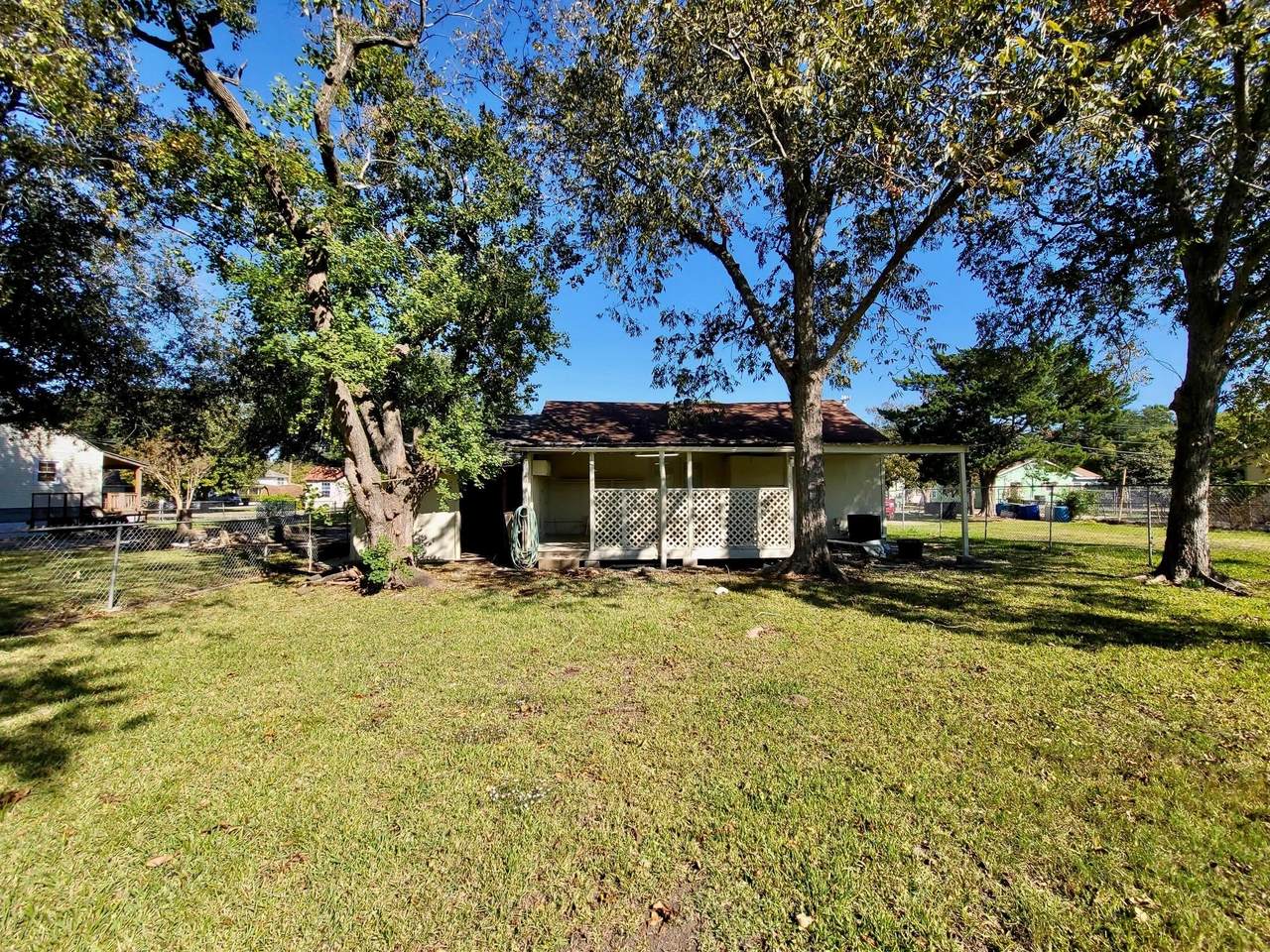 2425 8th Avenue - Photo 1