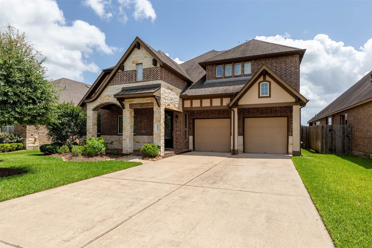 4431 Selwyn Road - Photo 1