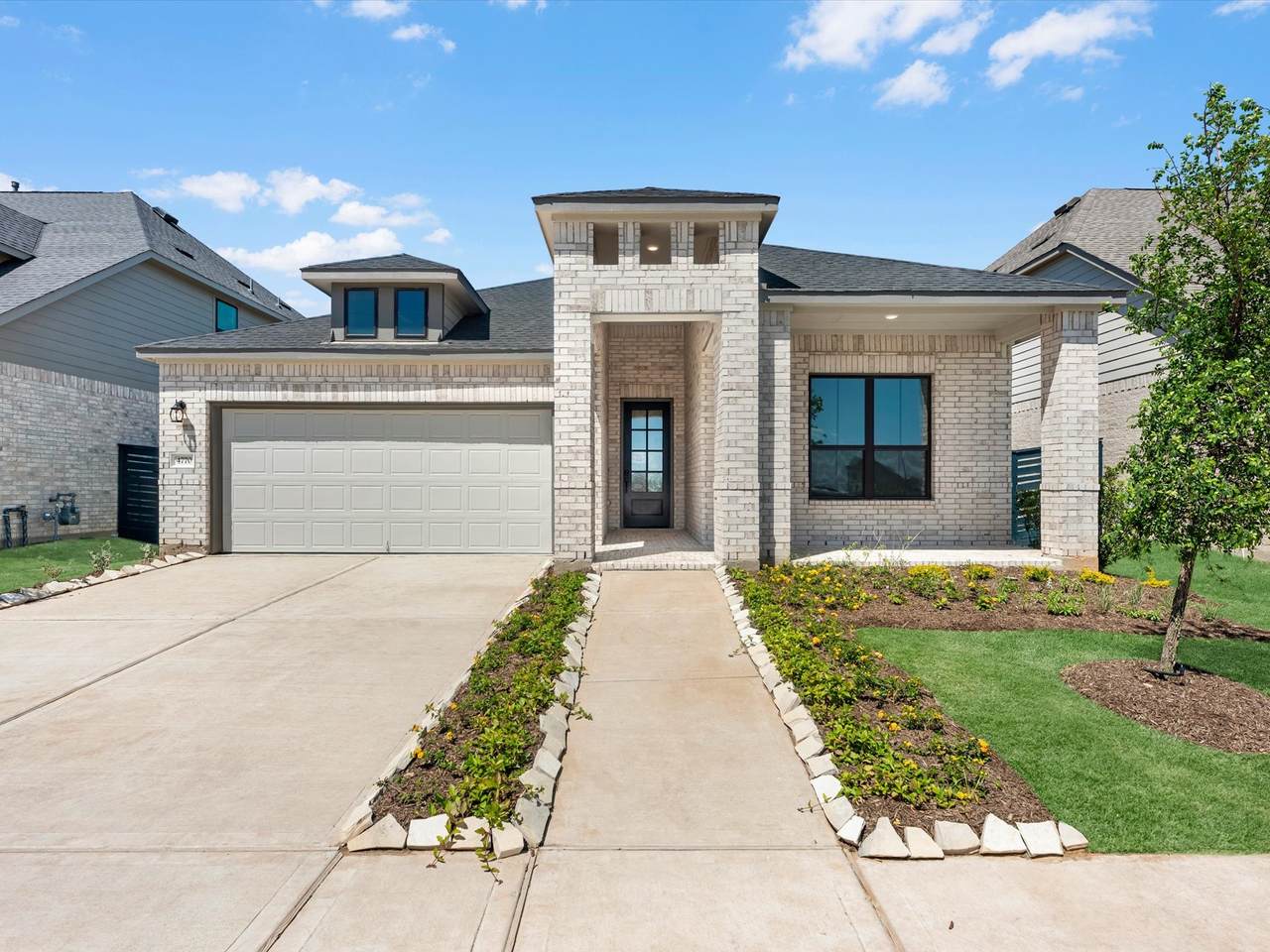 4770 Ara Drive - Photo 1