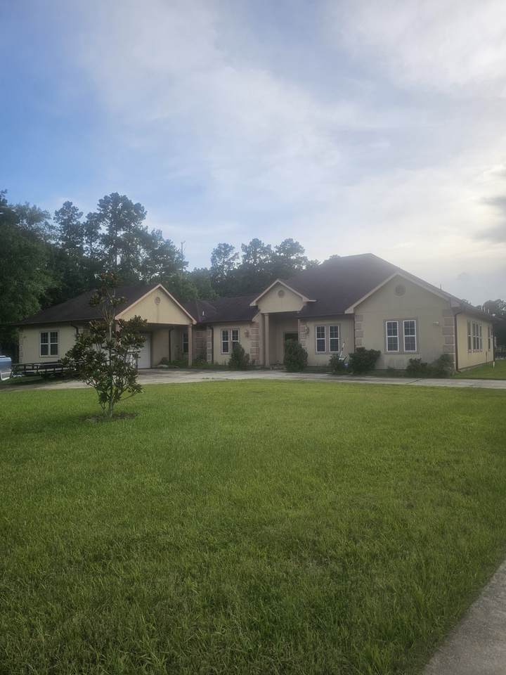 2210 County Road 3011 - Photo 1