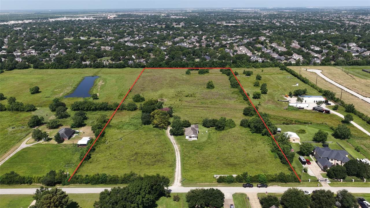 15925 Merle Road - Photo 1