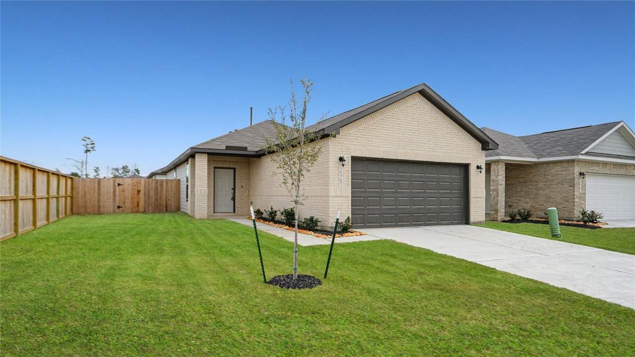 25703 Northpark Palm Drive - Photo 1
