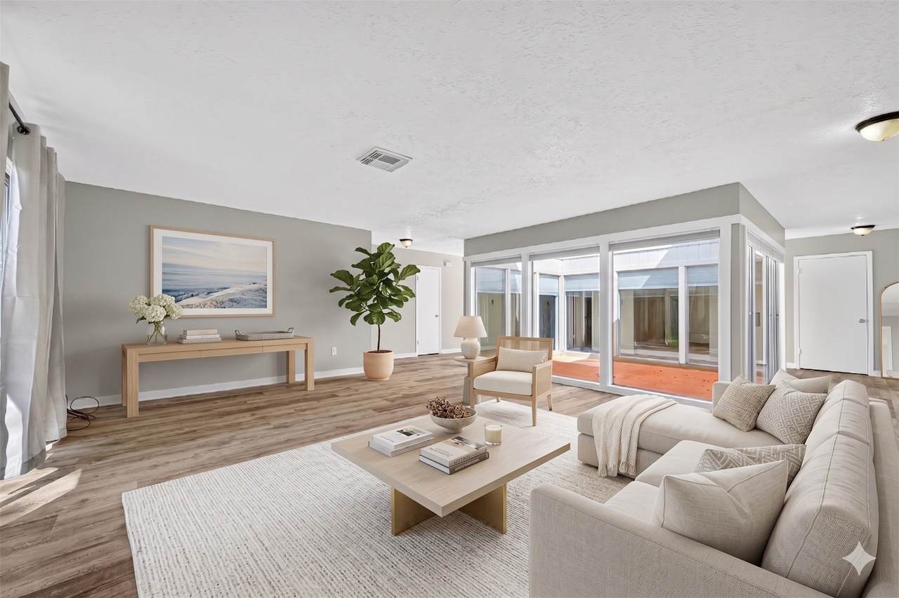 10402 Gulfstream Lane - Photo 1