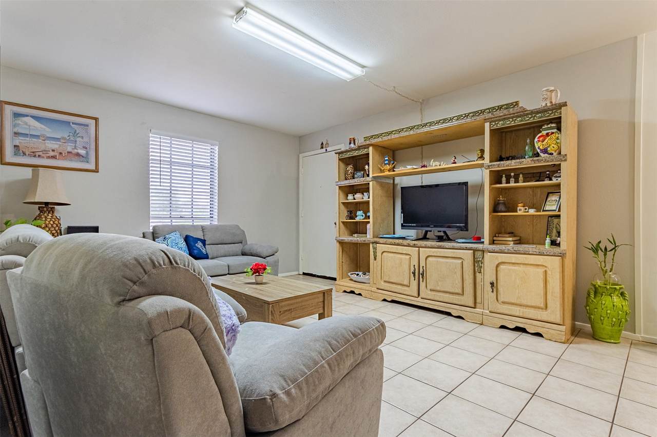 6403 Fondren Rd - Photo 1