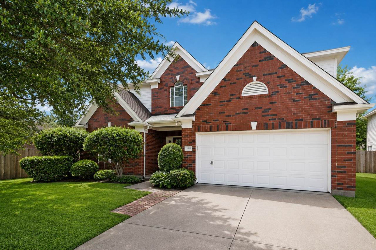 9811 Sandtown Circle - Photo 1