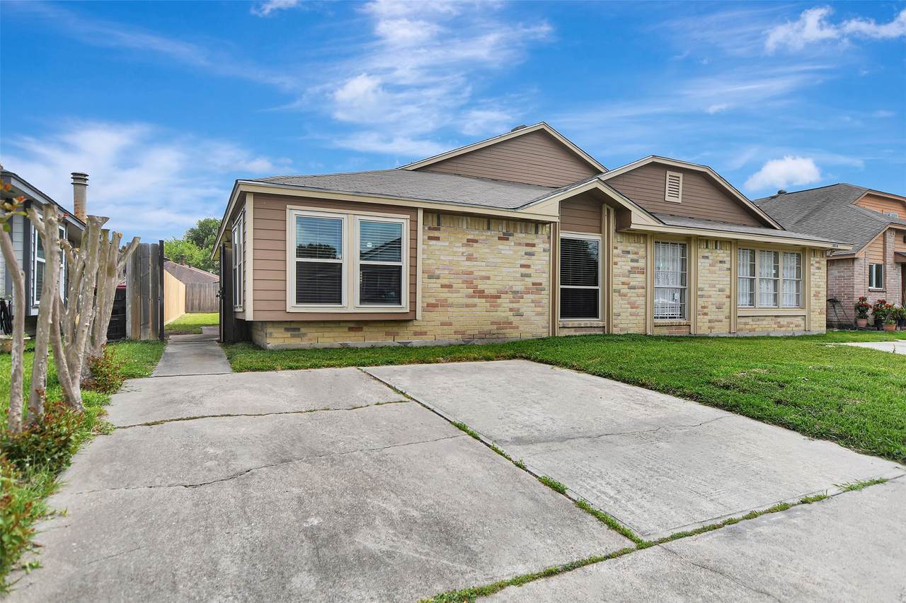 10038 Woodico Court - Photo 1