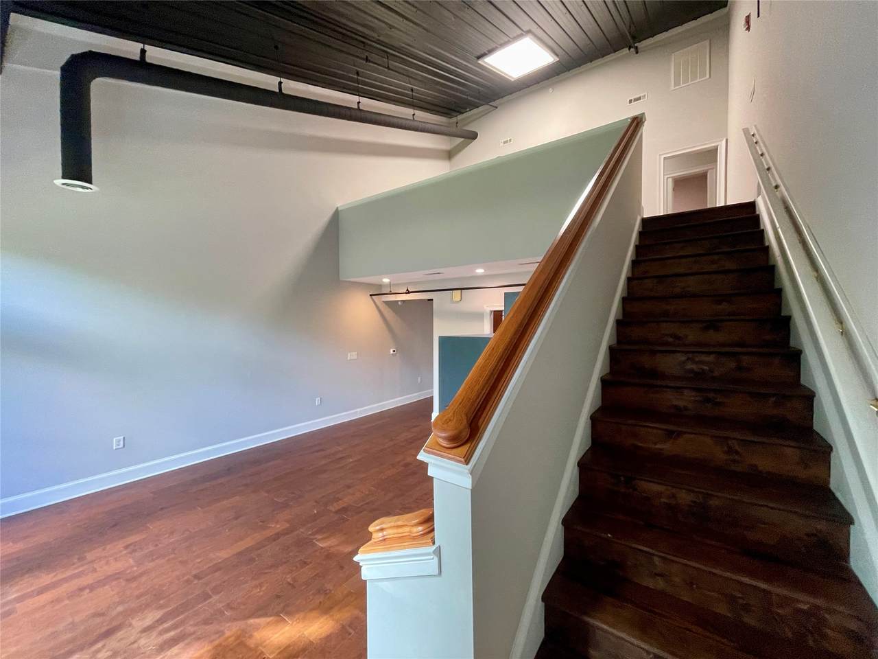 250 Washington Street - Photo 1