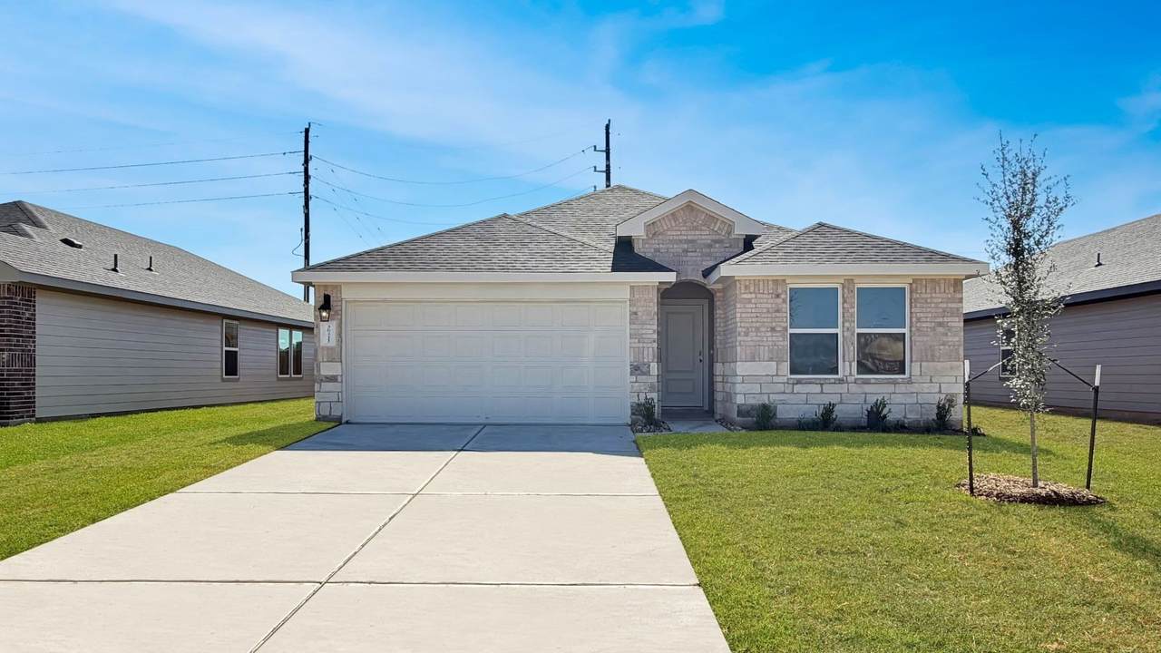 30411 Carter Cove - Photo 1