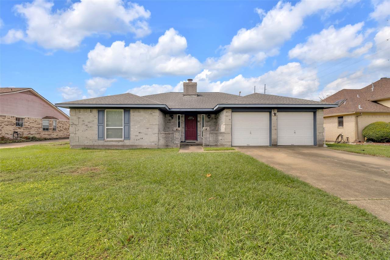 1414 Louisiana Avenue - Photo 1