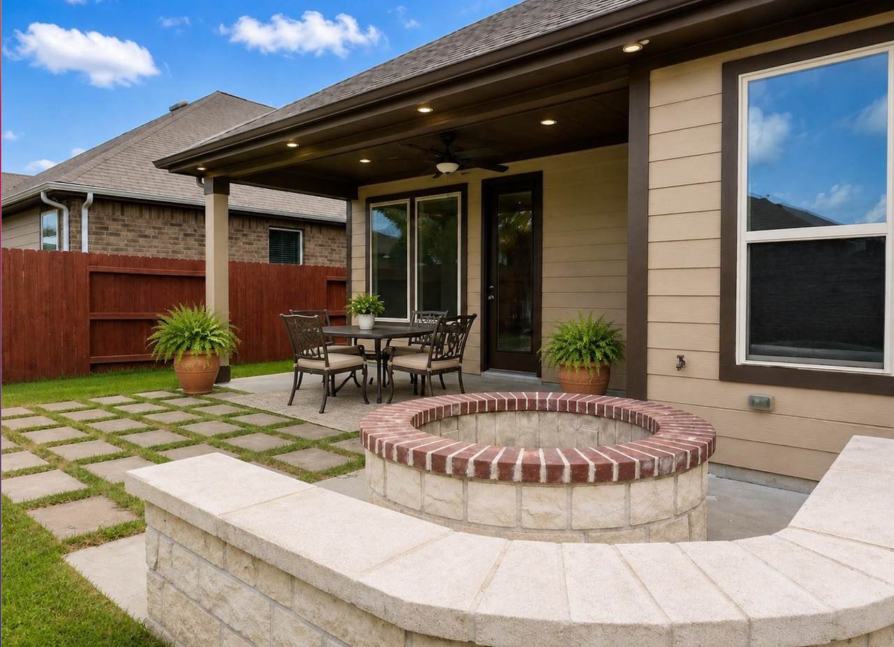 15515 Amber Manor Lane - Photo 1