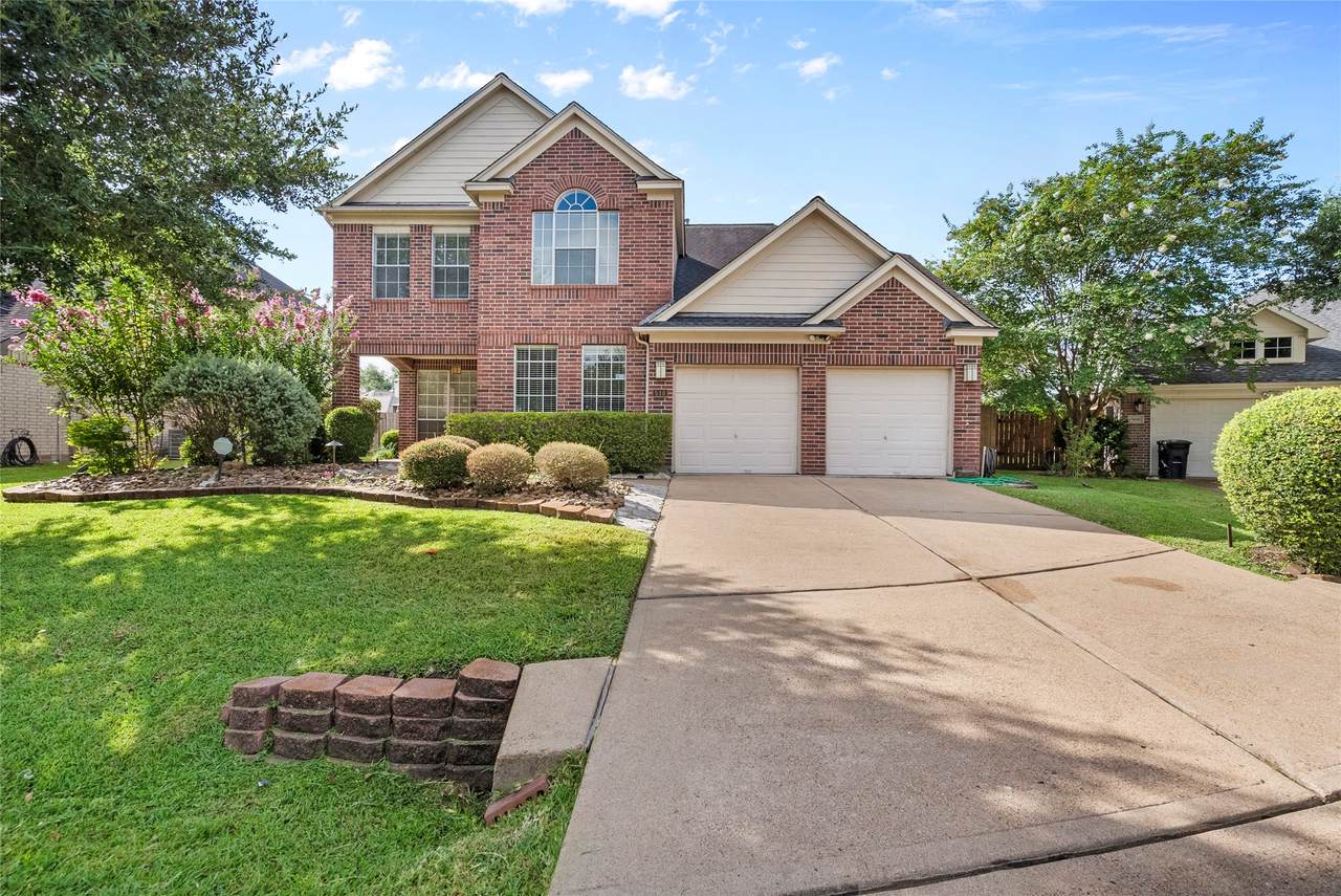 510 Crestwater Court - Photo 1