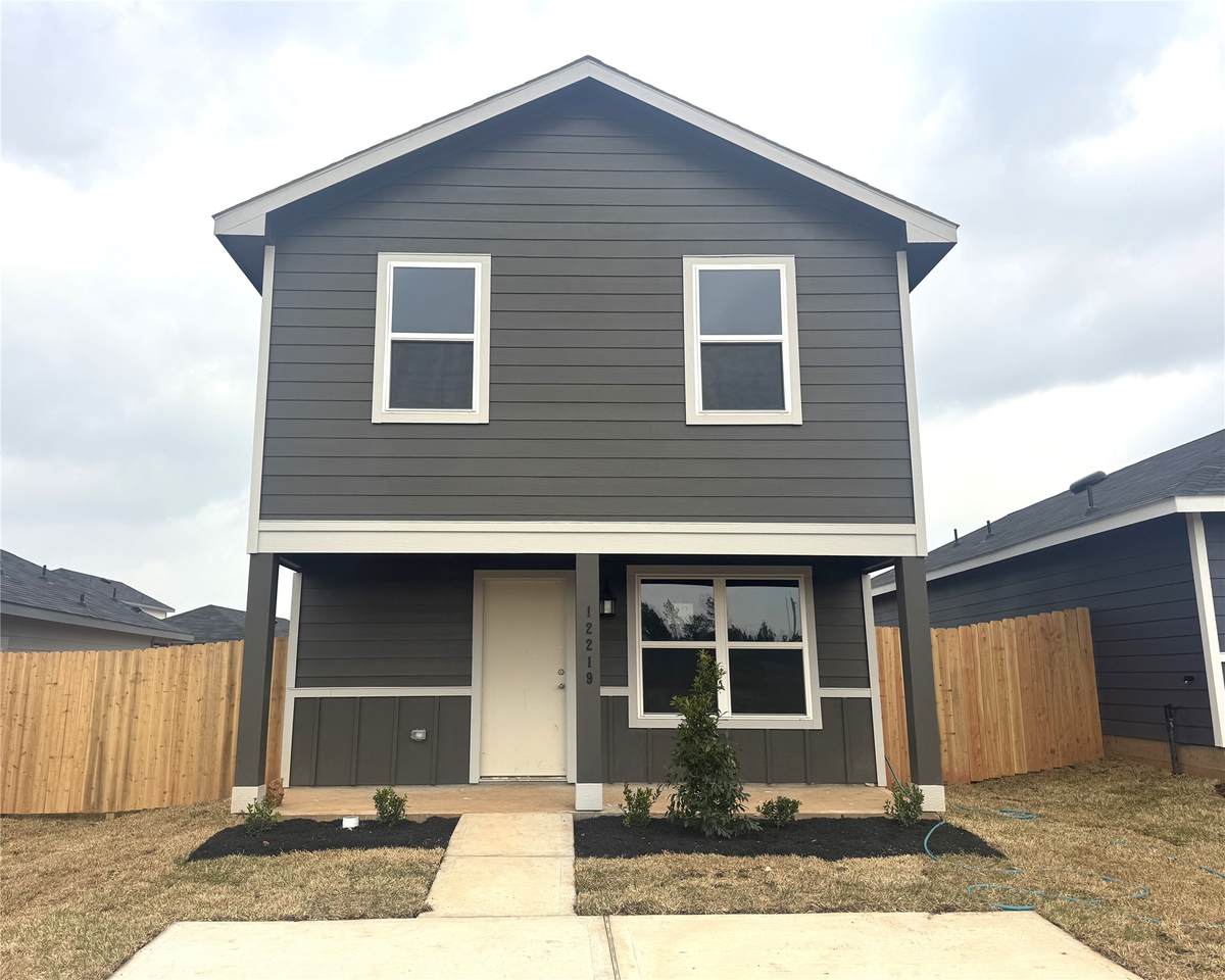 12219 Shield Crest Court - Photo 1