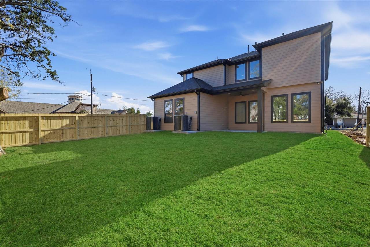 741 Carroll Street - Photo 1