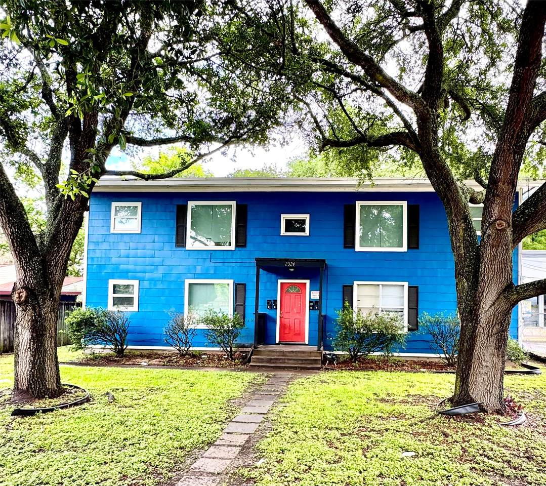 2324 Cedar Drive - Photo 1