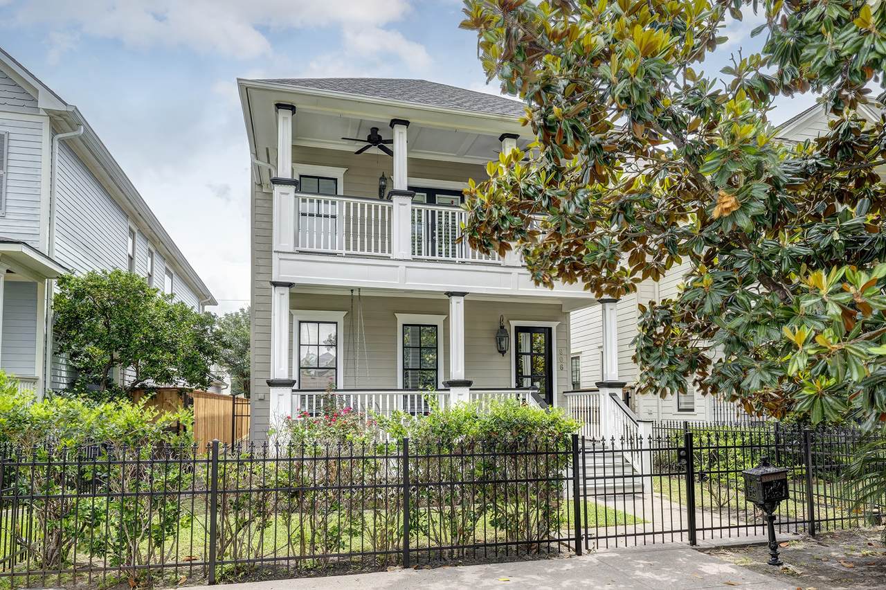 806 Waverly Street - Photo 1