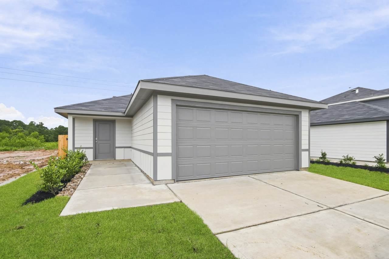 22926 Primrose Wind Lane - Photo 1