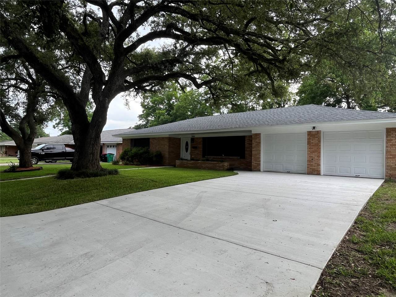 1704 Richardson Lane - Photo 1