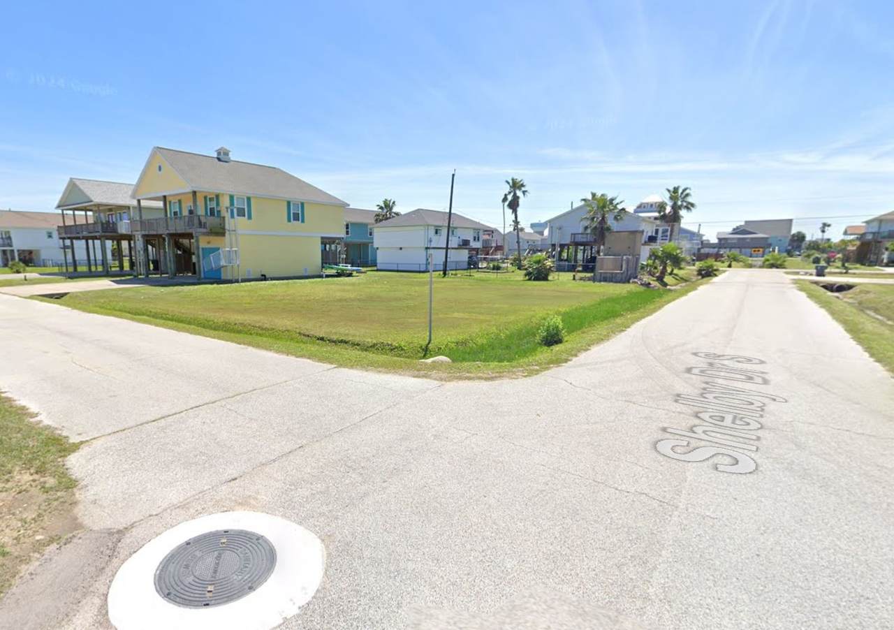 4118 Grayson Drive - Photo 1