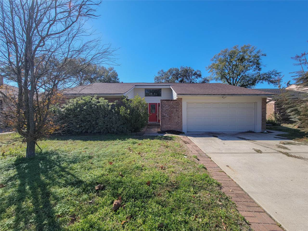 15827 Echo Canyon Drive - Photo 1