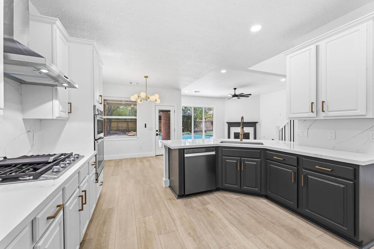 138 Stockbridge Landing Circle - Photo 1