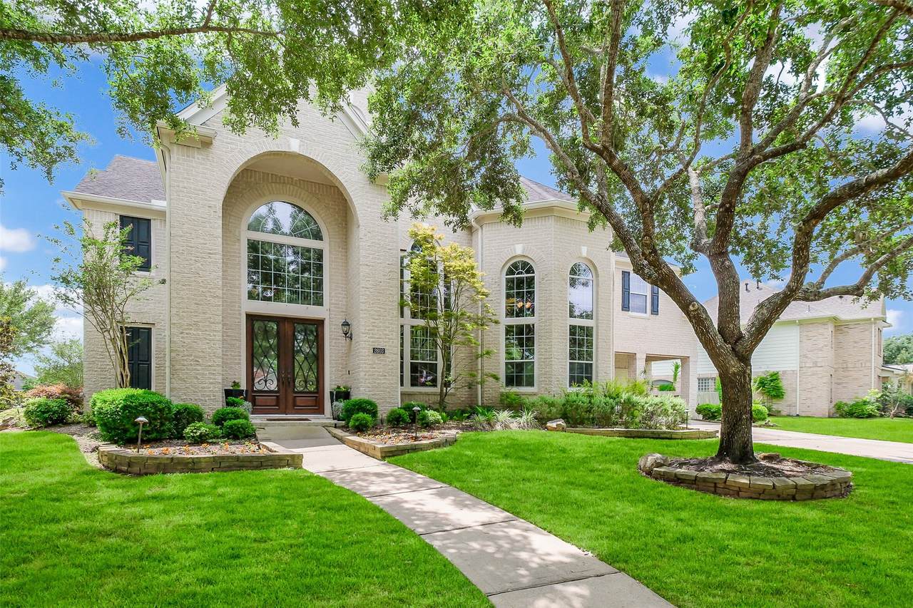 2603 Little Lake Court - Photo 1