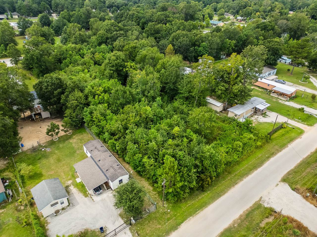373 County Road 3417 - Photo 1