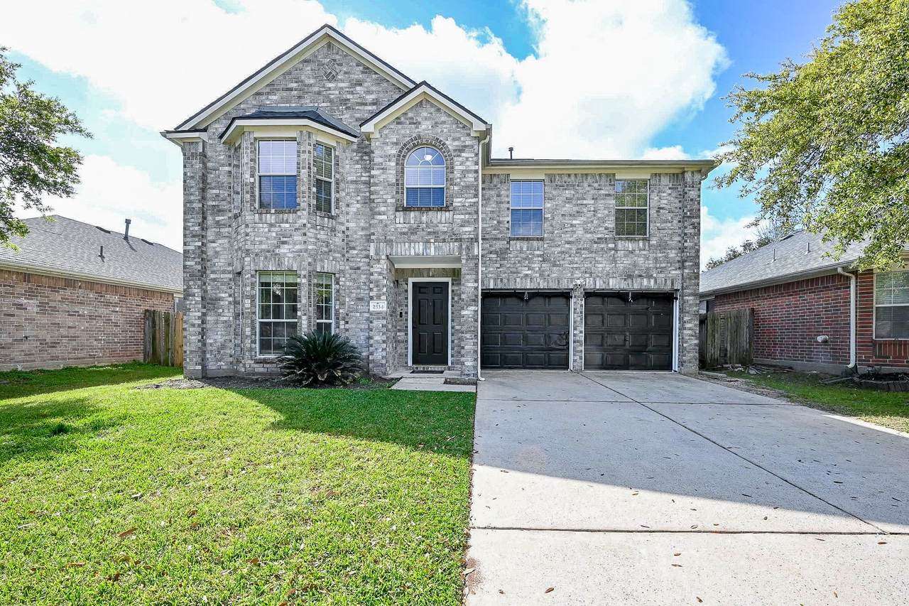 2534 Halstead Drive - Photo 1