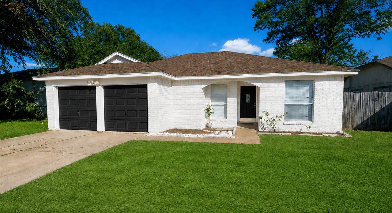 2022 Crosscoach Lane - Photo 1
