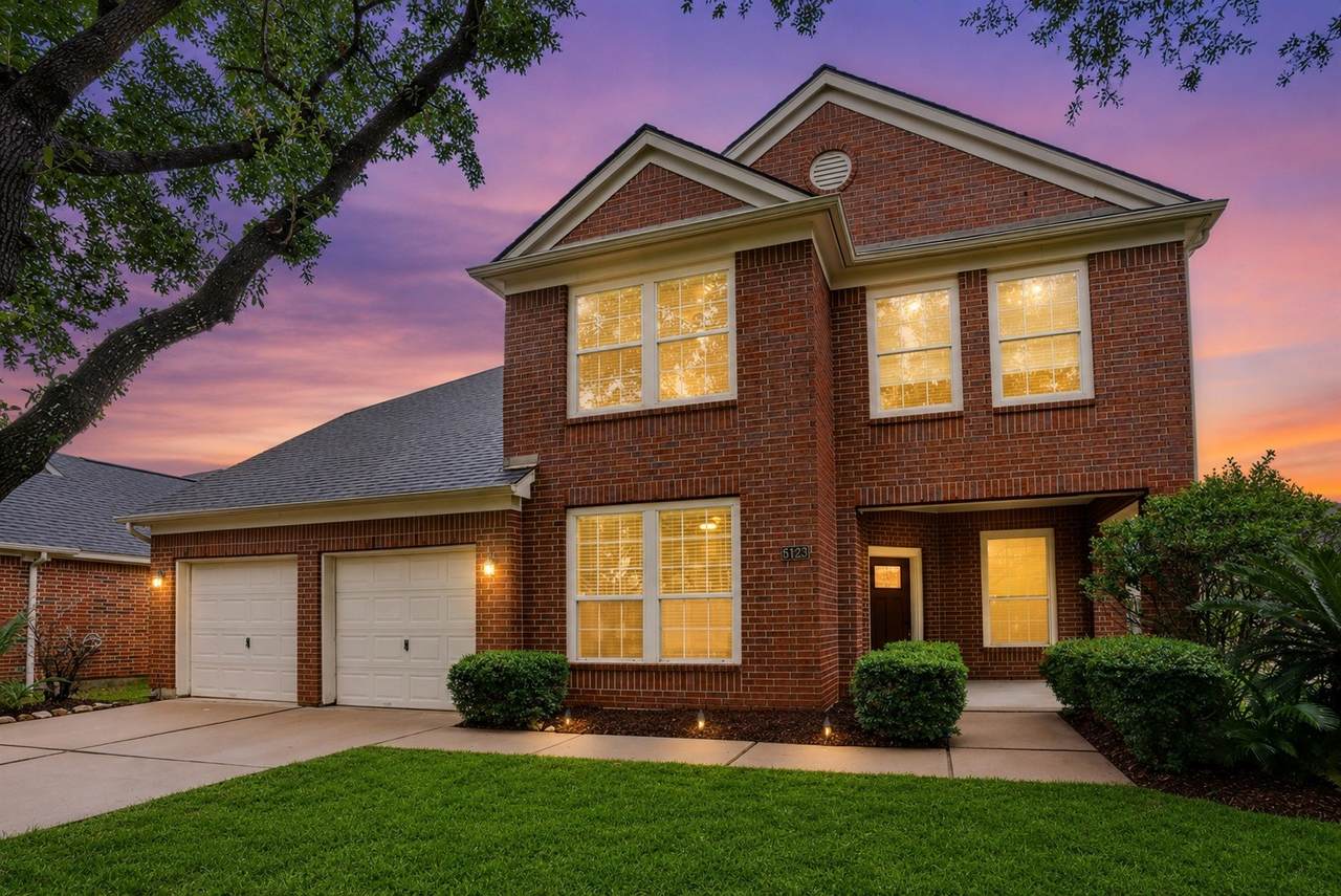 6123 Barkermist Lane - Photo 1