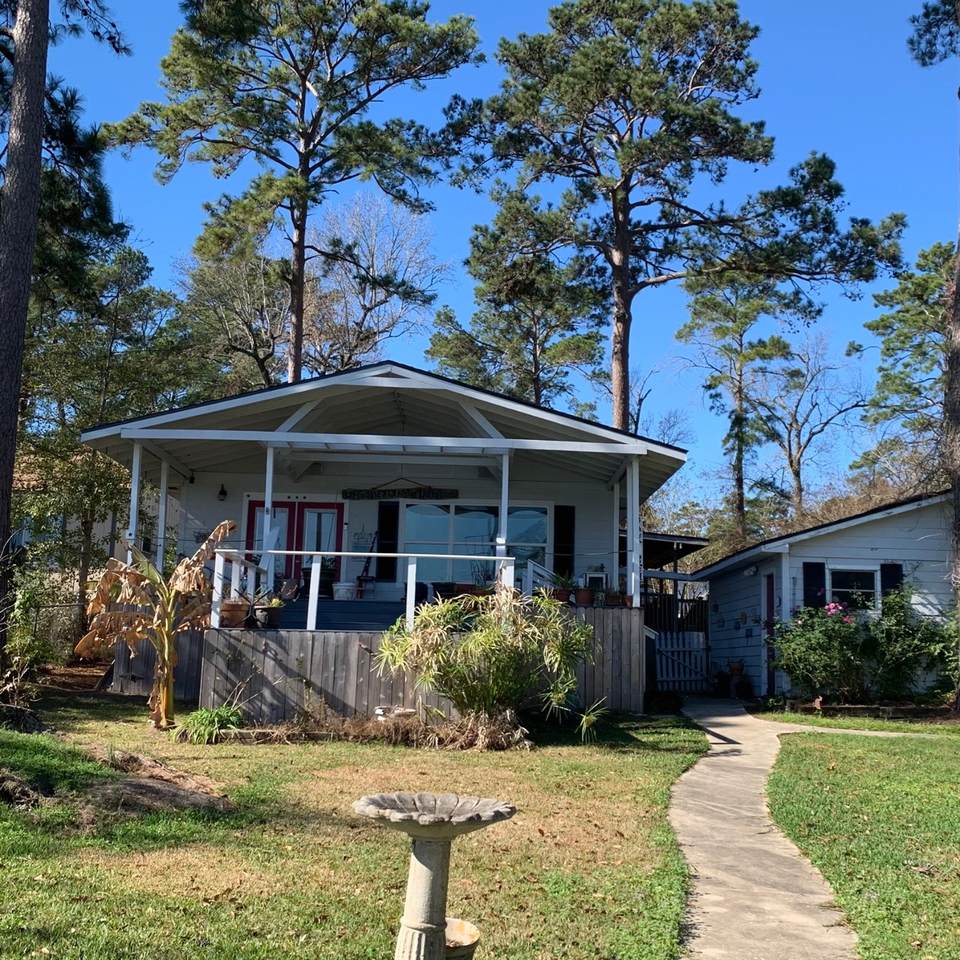 210 Willow Bend - Photo 1