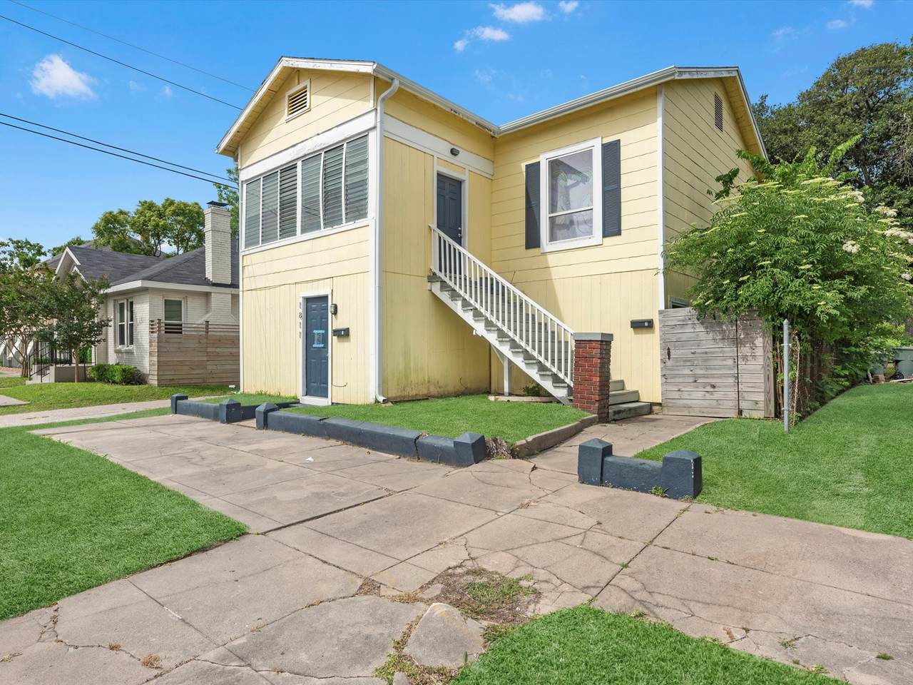 1811 39th Street - Photo 1