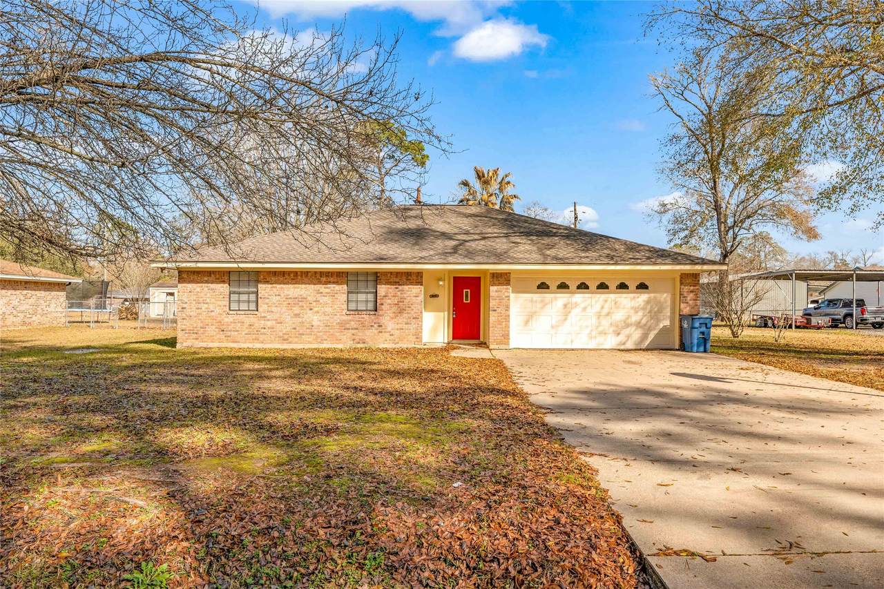 8615 Ash Street - Photo 1