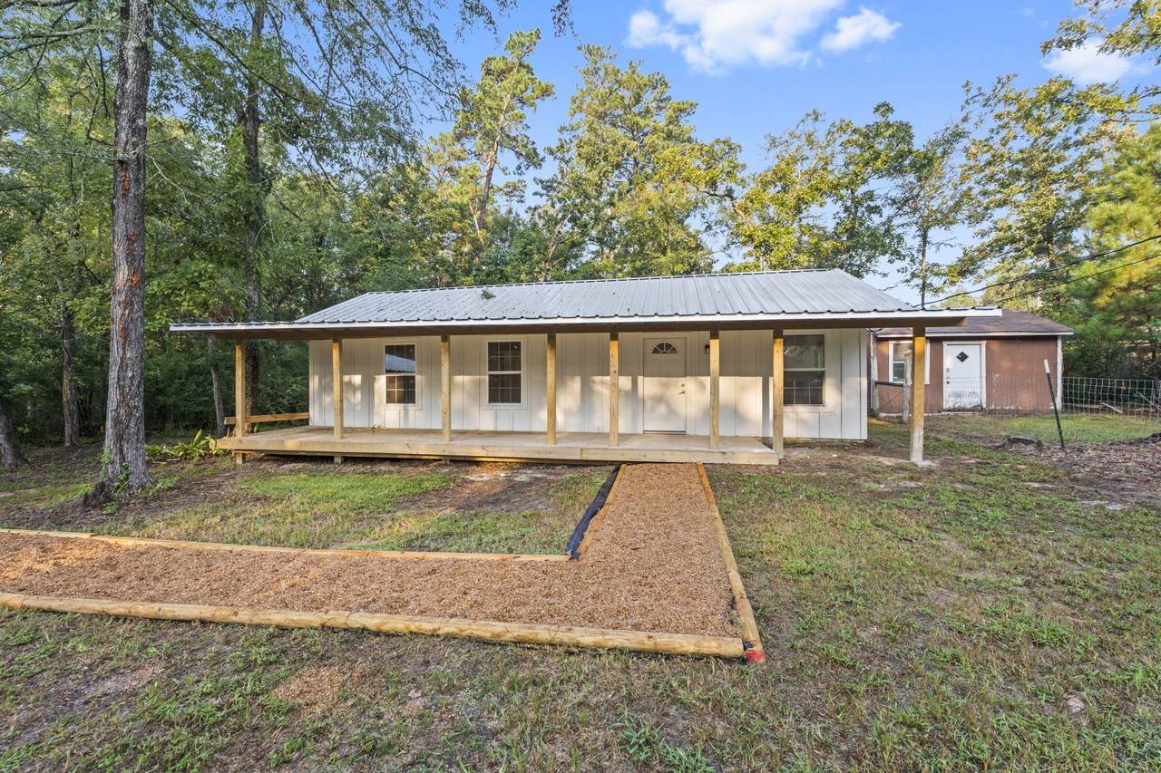 15627 Holly Drive - Photo 1