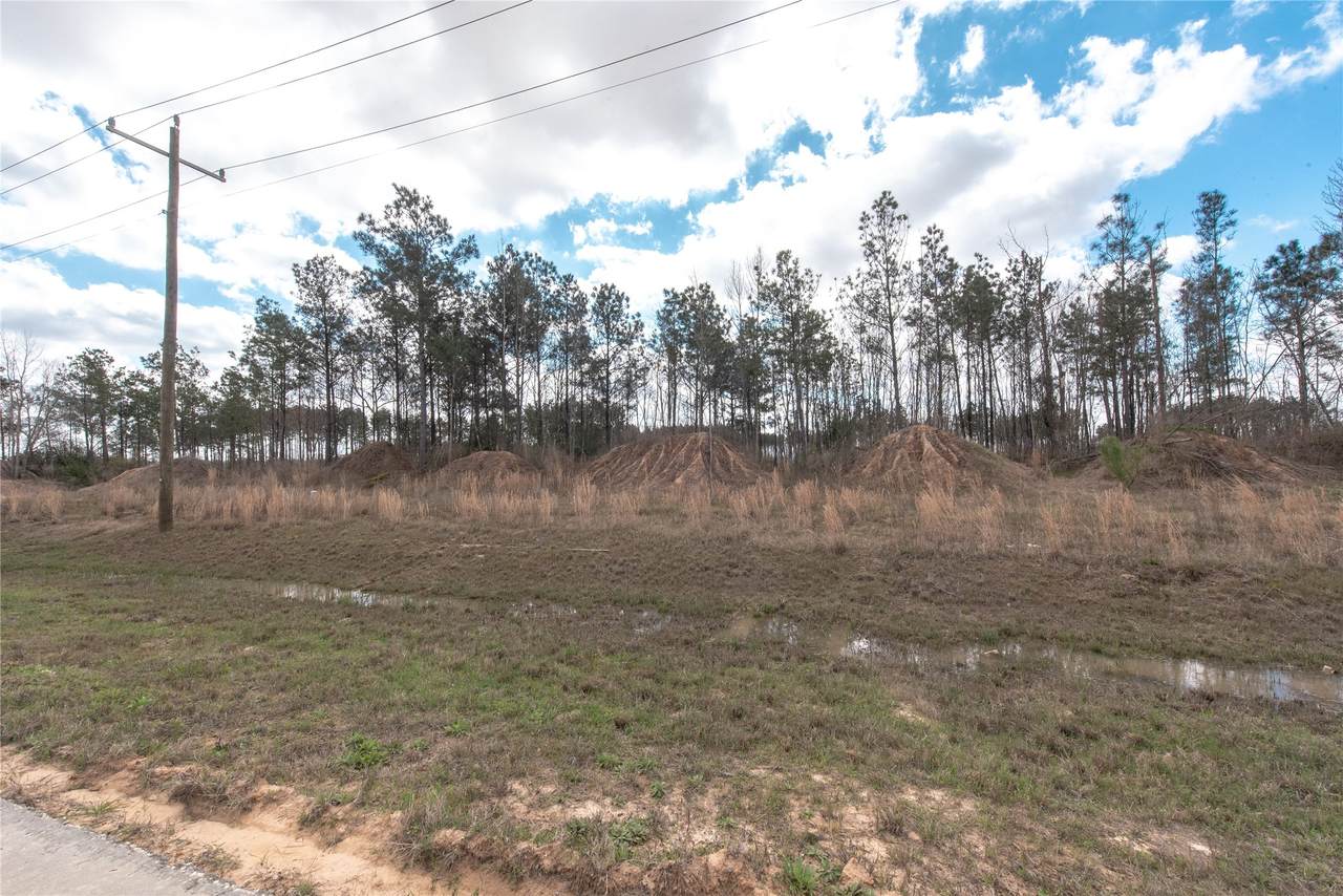 8127 Road 5878 - Photo 1