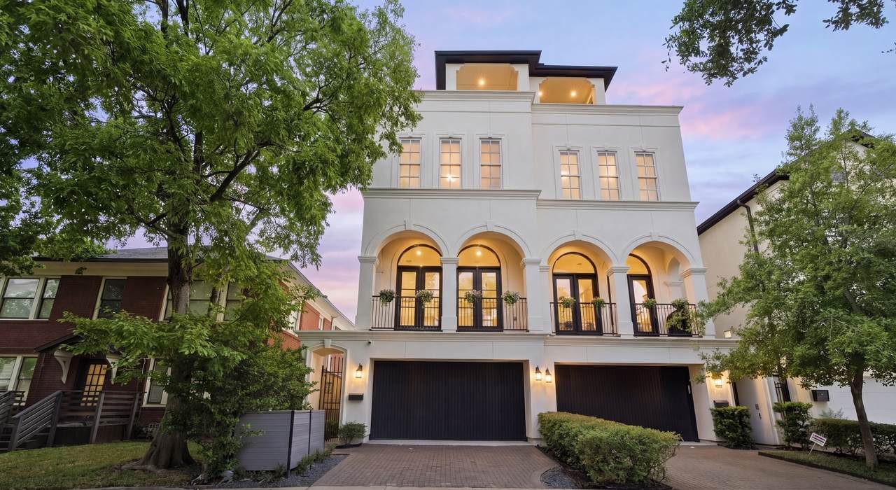 1303 Bell Street - Photo 1