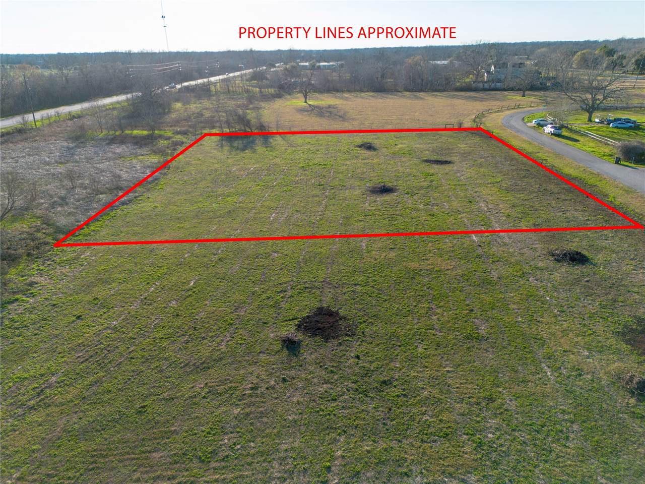 219 Pony Lane - Photo 1