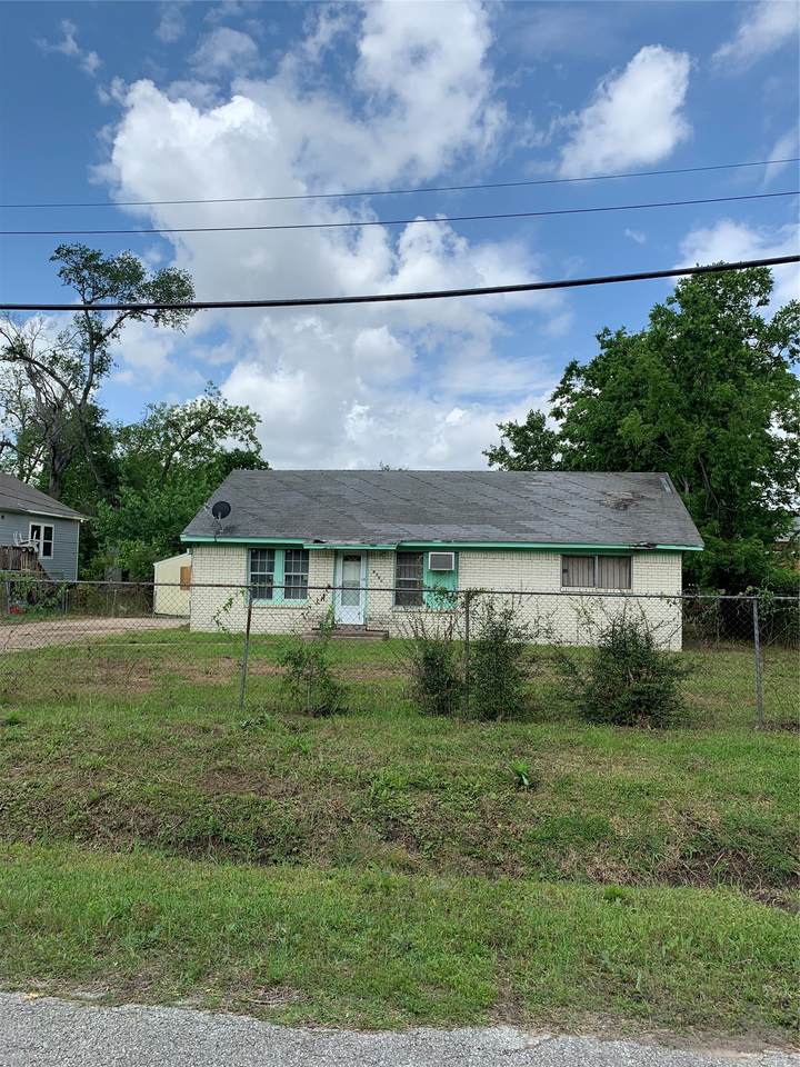 4307 Wayne Street - Photo 1