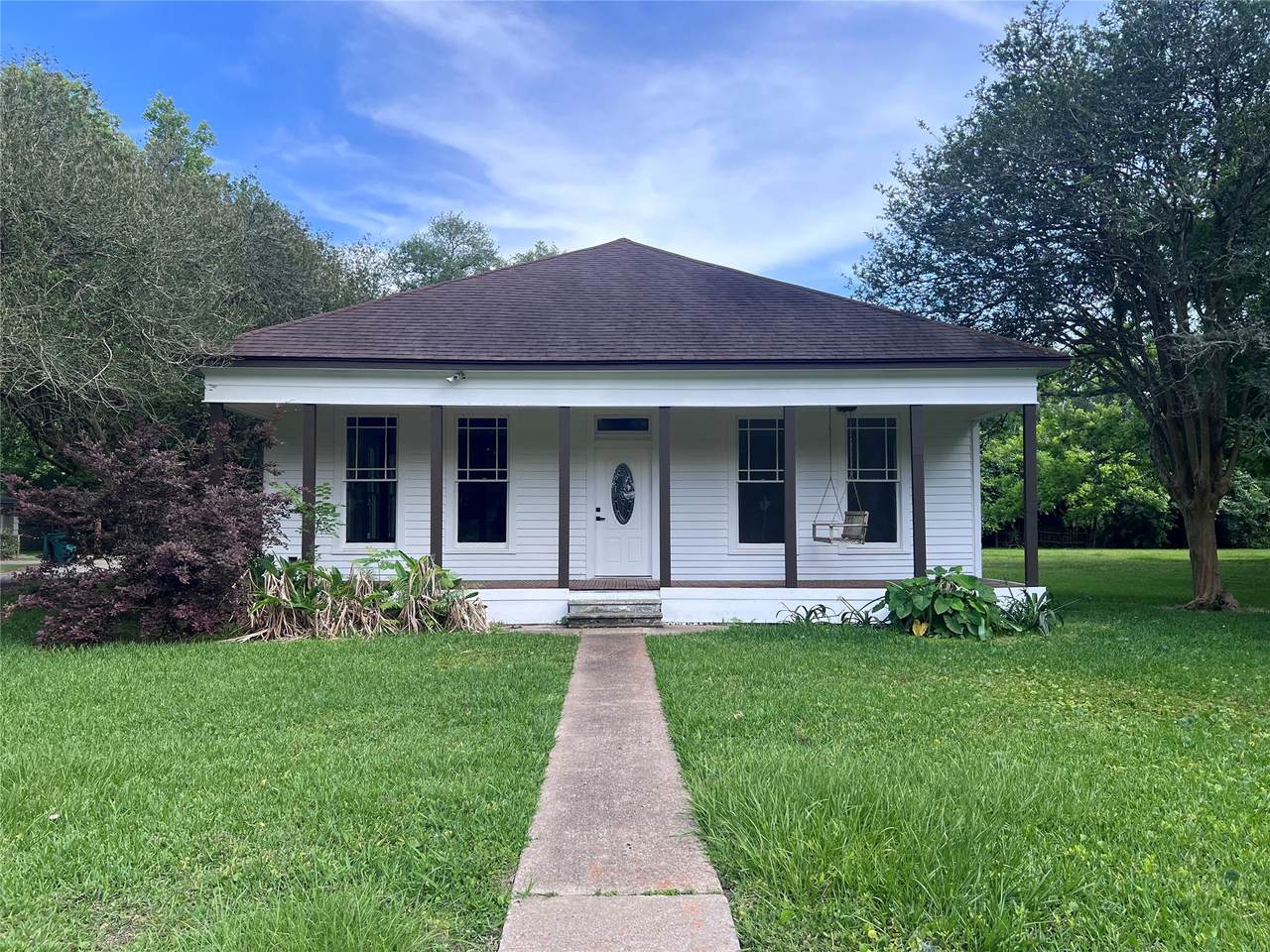 1302 Ross Street - Photo 1
