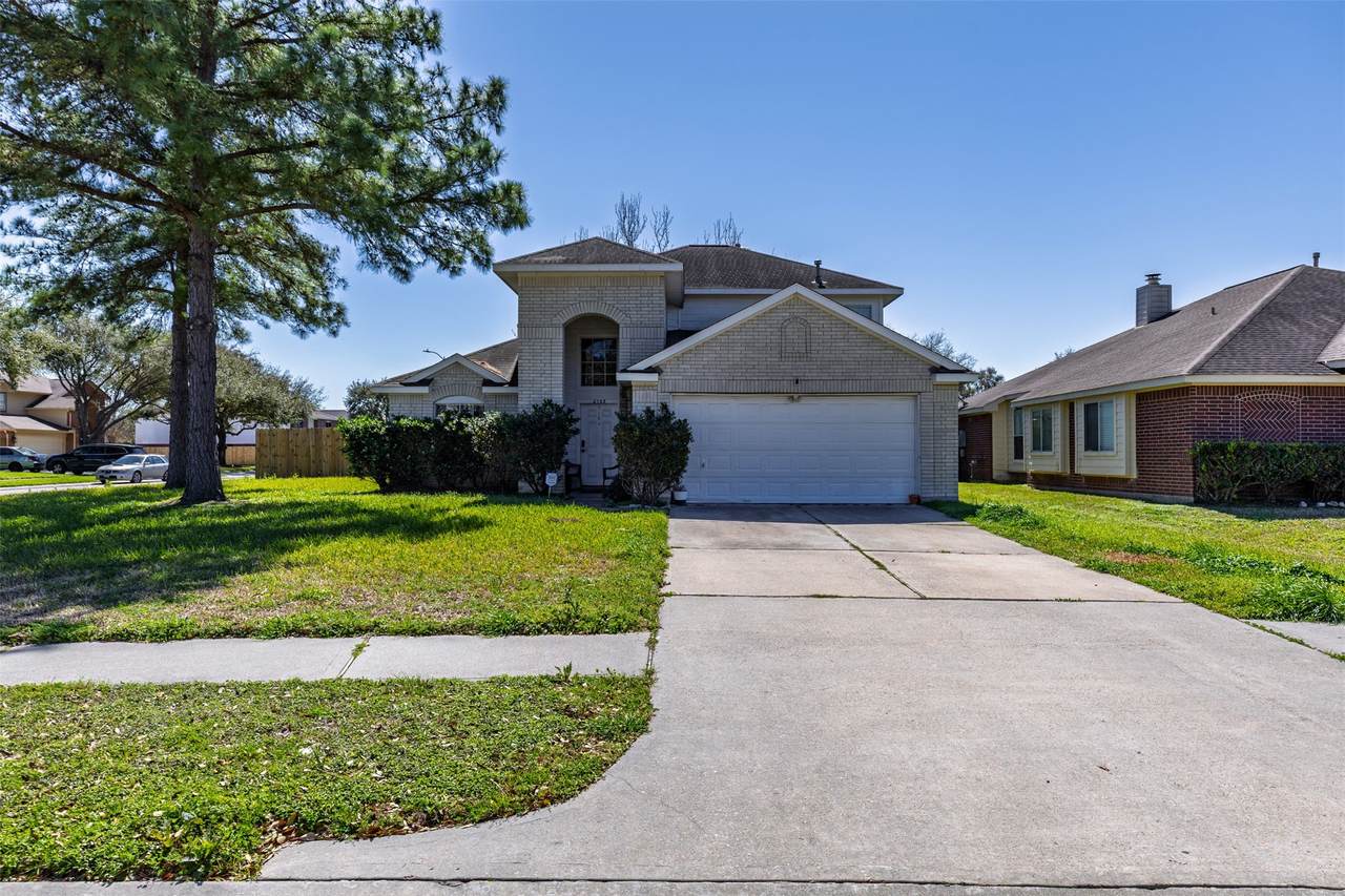 2103 Laurel Arbor Drive - Photo 1