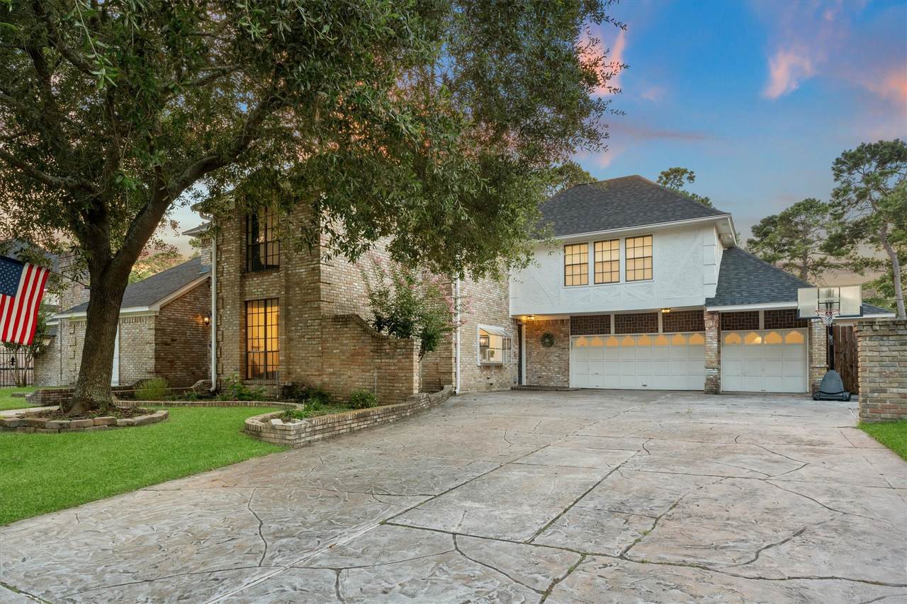 16023 Mickleham Drive - Photo 1
