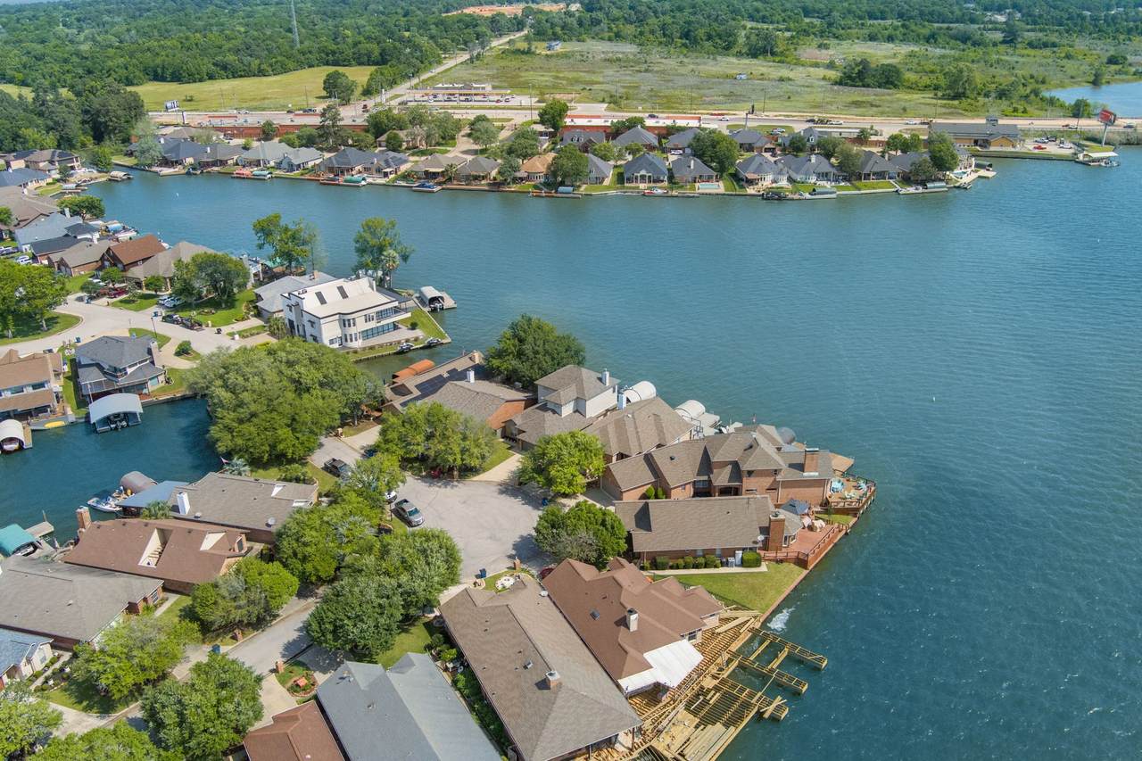 12858 Pelican Island Drive - Photo 1