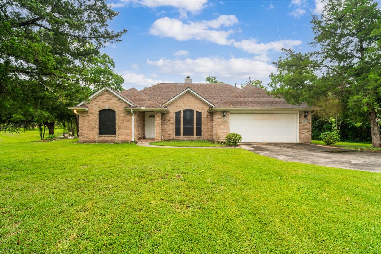 11506 Tri City Beach Road - Photo 1
