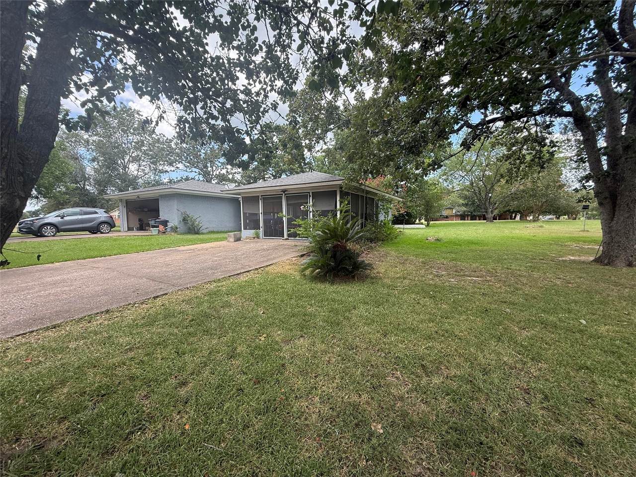 15 Meadow Lake Drive - Photo 1