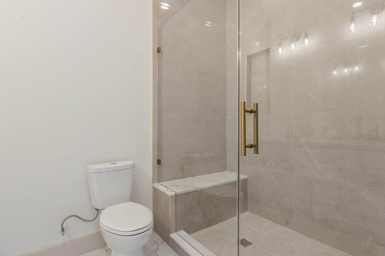 https://bt-photos.global.ssl.fastly.net/harmls/1280_boomver_2_20555113-2.jpg