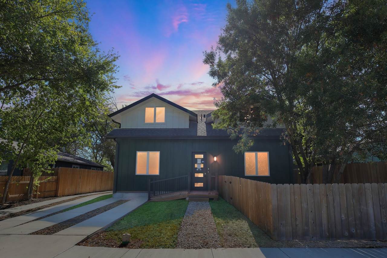 6107 Palm Circle - Photo 1