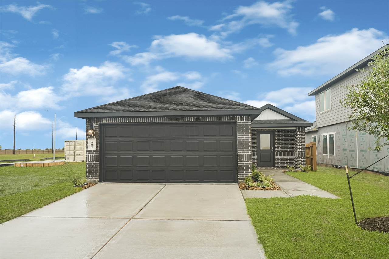 10607 Dogwood Sky Dr - Photo 1